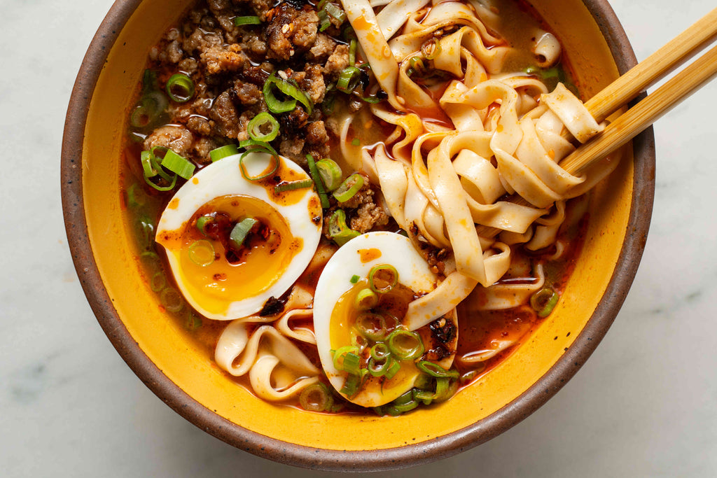 Tingly Miso Pork Ramen – Momofuku Goods