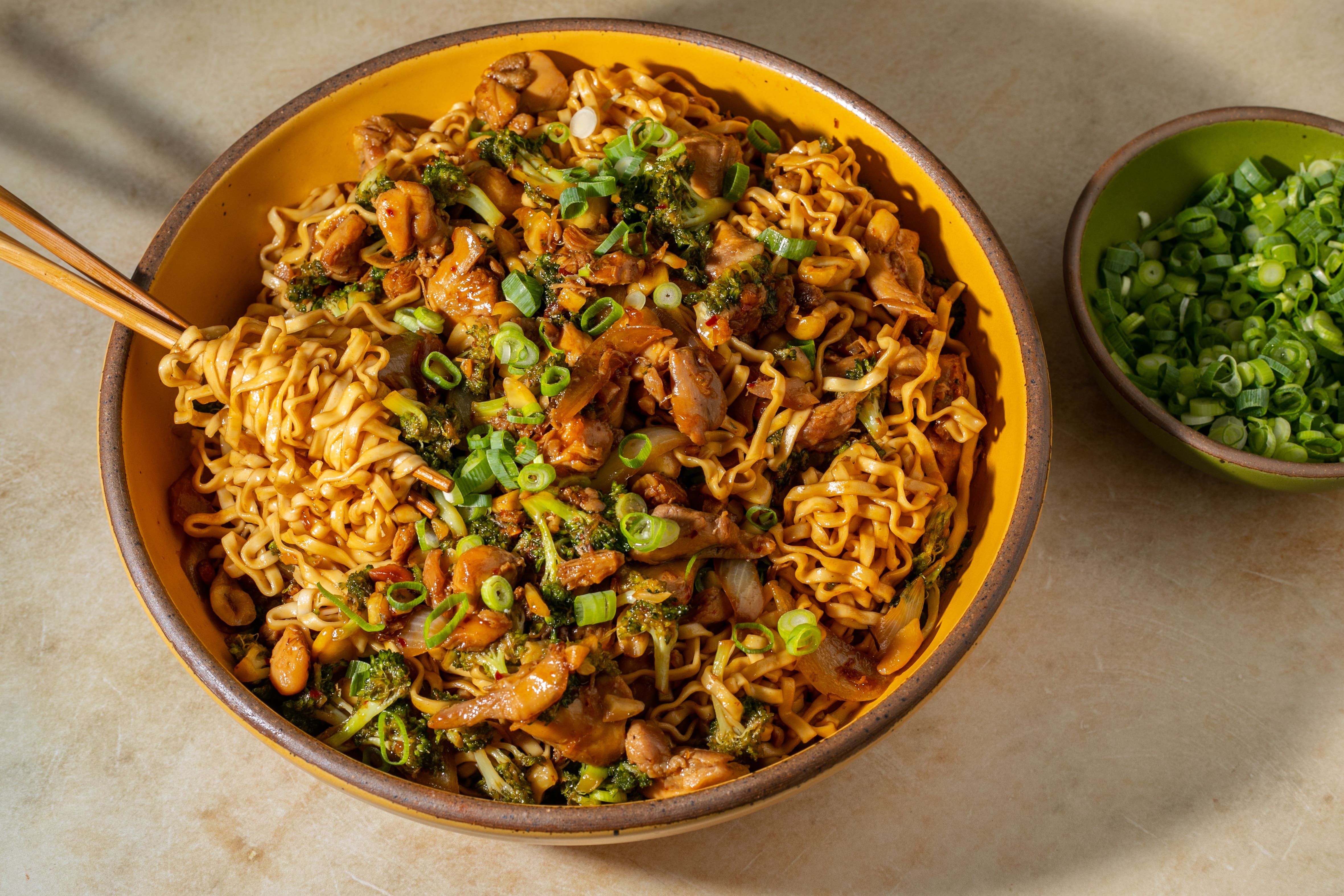Hot Honey Chicken & Broccoli with Spicy Soy Noodles – Momofuku Goods